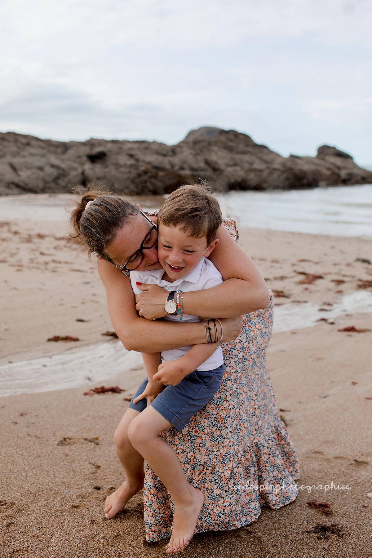 séance photo famille à Cancale, près de Saint Malo en Bretagne